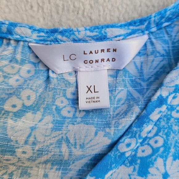 Lauren Conrad blue and white floral shirt - Picture 10 of 14